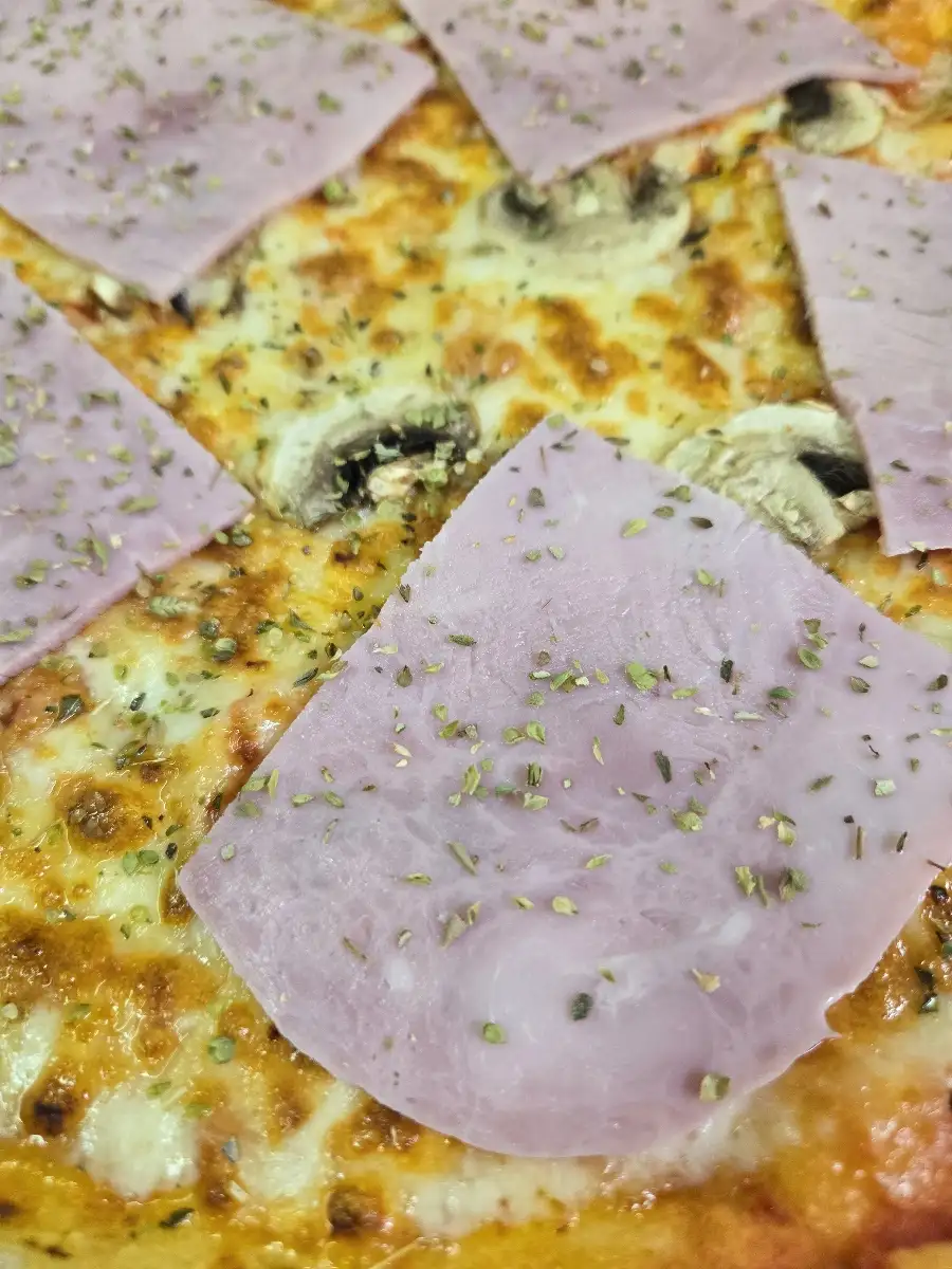 Pizza Reine